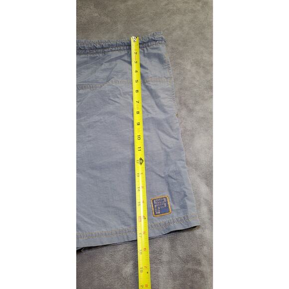 Fila Shorts Mens Sz M Grey Pocketed Classic Sports Athletic Pants Beach C9-19 - Picture 2 of 8